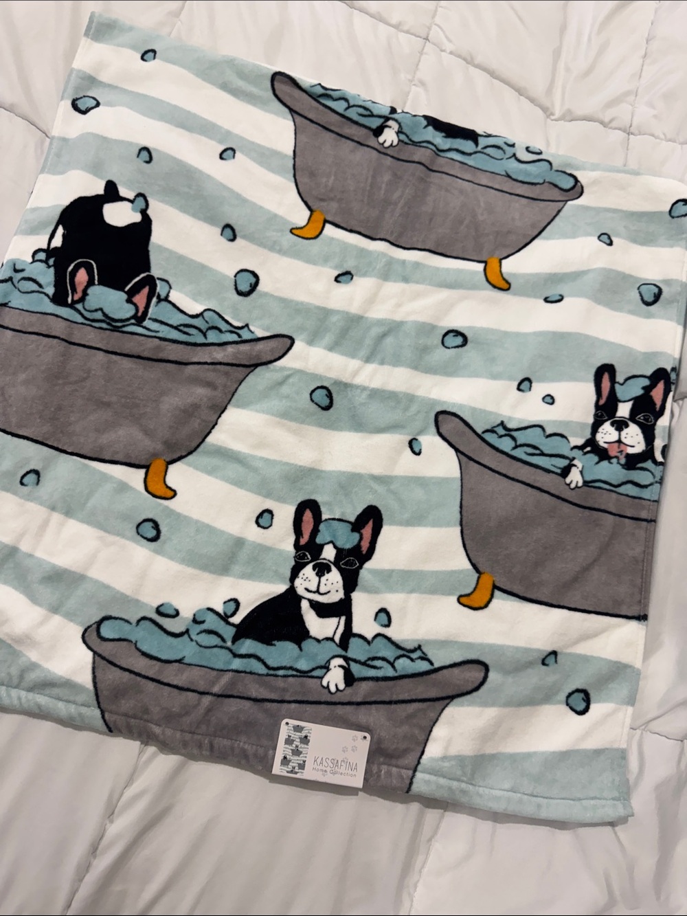 NEW Kassafina Bath Towel - Blue Stripe with Puppy Bathtub Print
